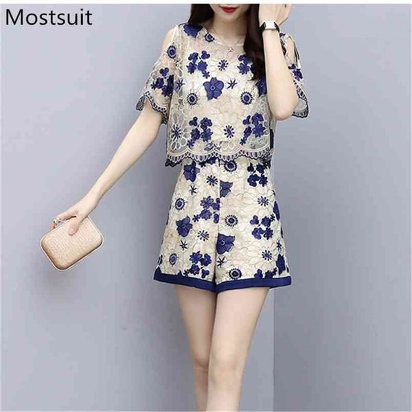 summer lace embroidered two piece sets outfits women shoulder open + shorts suits fashion korean elegant female 210513, White
summer lace embroidered two piece sets outfits women shoulder open + shorts suits fashion korean elegant female 210513, White