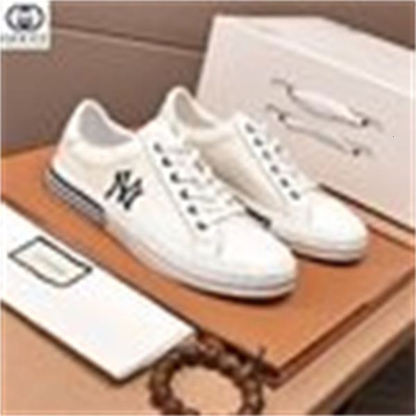 designer luxury men sneakers loafers boots moccasins buckles lace-ups dress shoes cxxf, Red;white
designer luxury men sneakers loafers boots moccasins buckles lace-ups dress shoes cxxf, Red;white