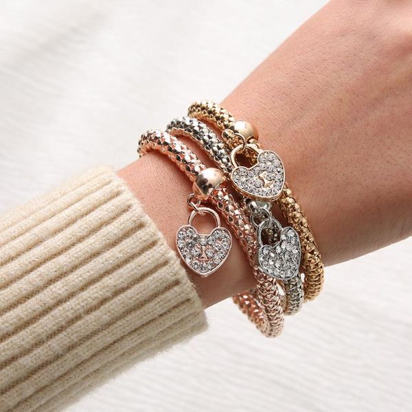 charm bracelets exaggerated gauze catenary bracelet full of crystals heart, Golden;silver
charm bracelets exaggerated gauze catenary bracelet full of crystals heart, Golden;silver