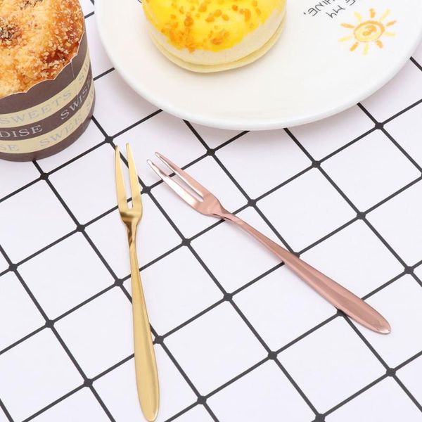 2pcs stainless steel fruit forks two-tines dessert cake tasting mini flatware (golden and rose gold)
2pcs stainless steel fruit forks two-tines dessert cake tasting mini flatware (golden and rose gold)