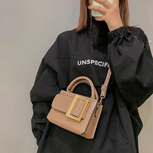 shoulder bags retro messenger small bag 2021 female tide wild one-shoulder fashion girl texture pure color temperament lady
shoulder bags retro messenger small bag 2021 female tide wild one-shoulder fashion girl texture pure color temperament lady