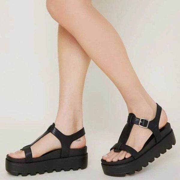 sandals 2021 women platform t-tied female casual buckle flats summer fashion ladies outside leisure shoes plus size 43, Black
sandals 2021 women platform t-tied female casual buckle flats summer fashion ladies outside leisure shoes plus size 43, Black