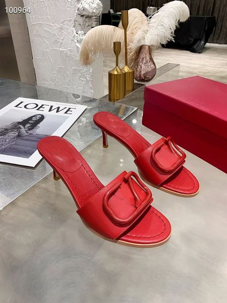 the new 2021 matte leather slippers with square lips, open-toed flats for women in sizes 35-42 mkj002, Black
the new 2021 matte leather slippers with square lips, open-toed flats for women in sizes 35-42 mkj002, Black