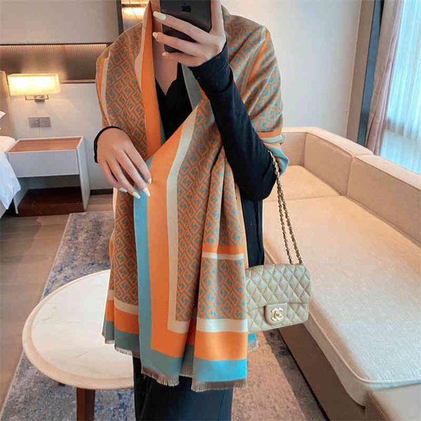 shawl imitation cashmere scarf female winter frame letter warm thickened student bib spring and autumn air conditioning room tide, Blue;gray
shawl imitation cashmere scarf female winter frame letter warm thickened student bib spring and autumn air conditioning room tide, Blue;gray