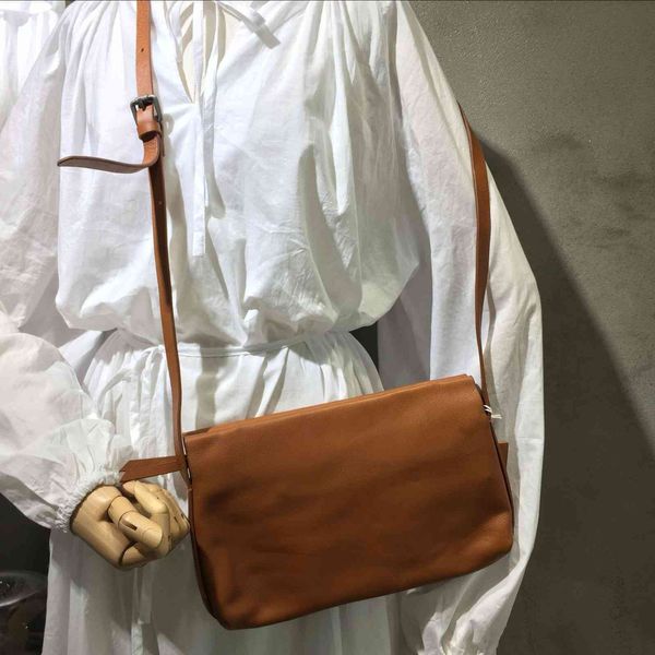 korean leisure fashion simple messenger bag handmade cotton linen clothing accessories leather cow leather women's single shoulder bag
korean leisure fashion simple messenger bag handmade cotton linen clothing accessories leather cow leather women's single shoulder bag
