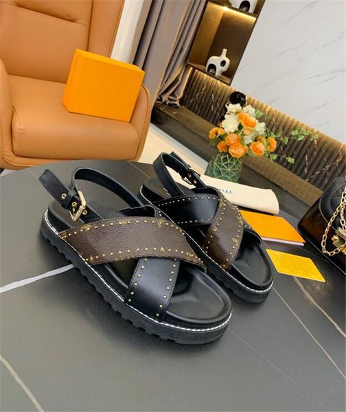 sandals fashion women's casual summer leather beach shoes female peep toe slippers printing woman sandal l33071, Black
sandals fashion women's casual summer leather beach shoes female peep toe slippers printing woman sandal l33071, Black