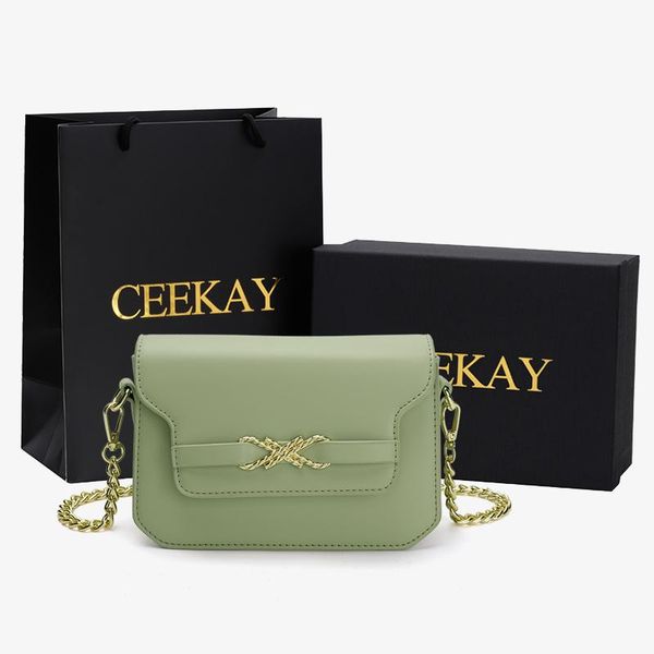 evening bags ins women shoulder summer korean version of the messenger bag handbag gold chain wild crack printing
evening bags ins women shoulder summer korean version of the messenger bag handbag gold chain wild crack printing