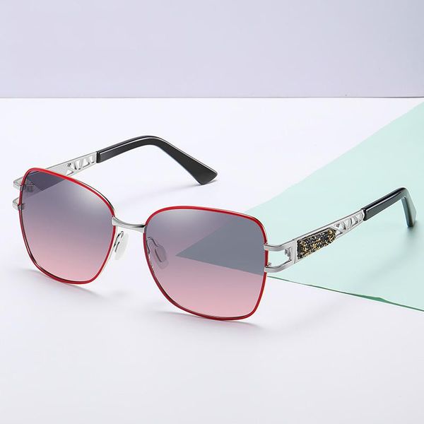 sunglasses fashion retro luxury rhinestone polarized for women brand design ladies summer beach driving polaroid sun glasses, White;black
sunglasses fashion retro luxury rhinestone polarized for women brand design ladies summer beach driving polaroid sun glasses, White;black
