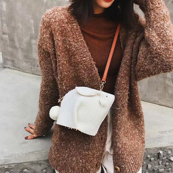 ladies shoulder bag fashion bunny design lamb wool soft texture trendy mobile phone mini crossbody white cute small and exquisite birthday c
ladies shoulder bag fashion bunny design lamb wool soft texture trendy mobile phone mini crossbody white cute small and exquisite birthday c
