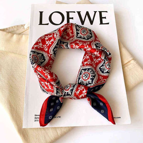 scarves fifty-three à 53 square female versatile mulberry silk spring and autumn red totem korean small scarf, Blue;gray
scarves fifty-three à 53 square female versatile mulberry silk spring and autumn red totem korean small scarf, Blue;gray