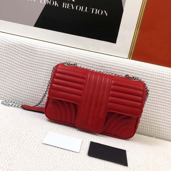 luxury ladies shoulder bag classic delicate style women's leather purse silver chain strap handbag party daily wear bags
luxury ladies shoulder bag classic delicate style women's leather purse silver chain strap handbag party daily wear bags