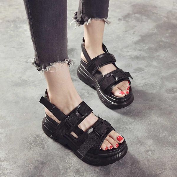 dress shoes 2021 summer thick soled open toe sandals buckle platform muffin women, Black
dress shoes 2021 summer thick soled open toe sandals buckle platform muffin women, Black
