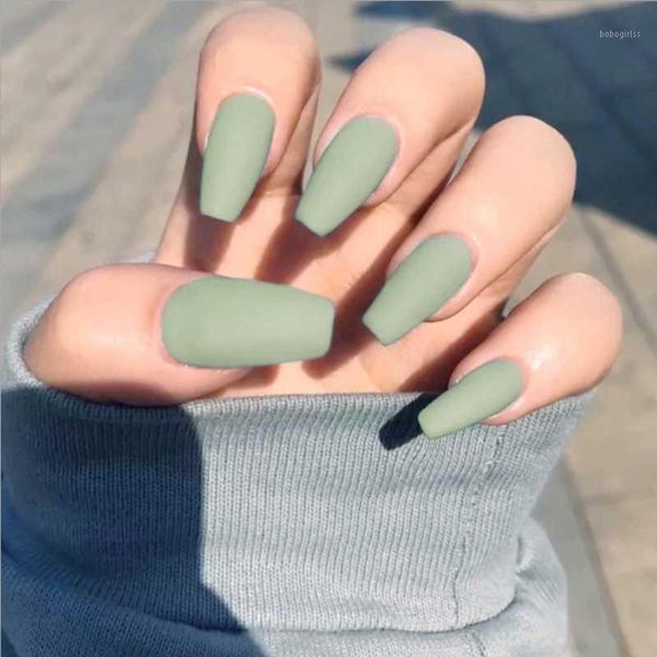24pcs/set plastic women summer fake fingers nails natural green frosted false ladies press on designed nail tips1, Red;gold
24pcs/set plastic women summer fake fingers nails natural green frosted false ladies press on designed nail tips1, Red;gold