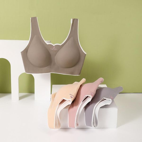 yoga outfit women crop latex breast cushions comfortable skin-friendly breathable sports ice silk underwear bras
yoga outfit women crop latex breast cushions comfortable skin-friendly breathable sports ice silk underwear bras