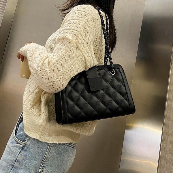 cross body black diamond lattice crossbody women bag pu leather messenger female bags plaid suture chain shoulder ladies
cross body black diamond lattice crossbody women bag pu leather messenger female bags plaid suture chain shoulder ladies