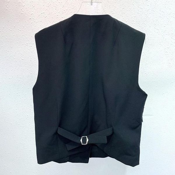 women's vests elegant patchwork bowknot pearl coats for women v neck sleeveless hit color slimming coat female 2021 fashion style, Black;white
women's vests elegant patchwork bowknot pearl coats for women v neck sleeveless hit color slimming coat female 2021 fashion style, Black;white