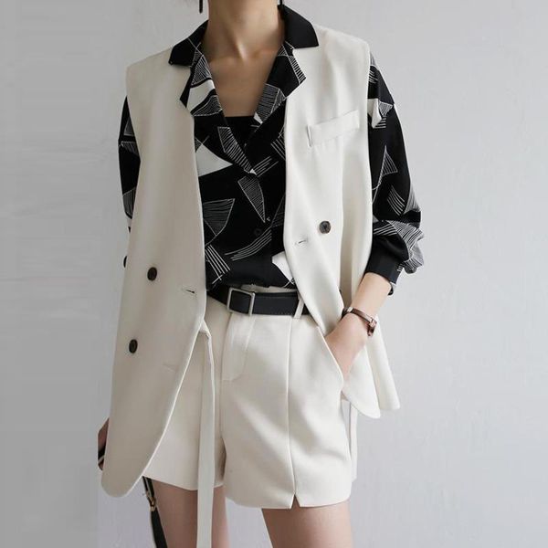 women's vests spring autumn v neck sleeveless women suit vest double breasted lace-up solid color loose outwear coat high quality, Black;white
women's vests spring autumn v neck sleeveless women suit vest double breasted lace-up solid color loose outwear coat high quality, Black;white