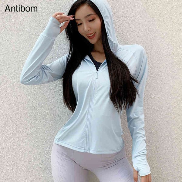 antibom fitness zipper hooded yoga woman jacket thumb holes gym breathable sport long sleeve coat with pocket running sweatshirt
antibom fitness zipper hooded yoga woman jacket thumb holes gym breathable sport long sleeve coat with pocket running sweatshirt