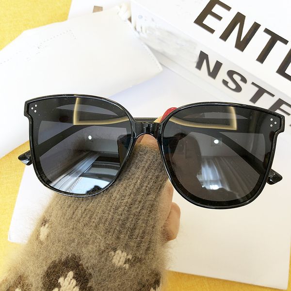 white korean sunglasses women's street p fashion 2021 box round face anti ultraviolet polarized black, White;black
white korean sunglasses women's street p fashion 2021 box round face anti ultraviolet polarized black, White;black