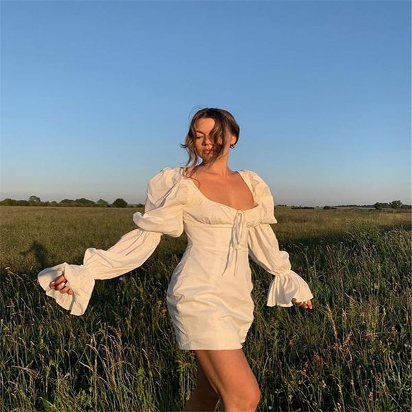 casual dresses ins women solid color dress, white u-shaped collar long puff sleeve backless high waist one-piece, Black;gray
casual dresses ins women solid color dress, white u-shaped collar long puff sleeve backless high waist one-piece, Black;gray