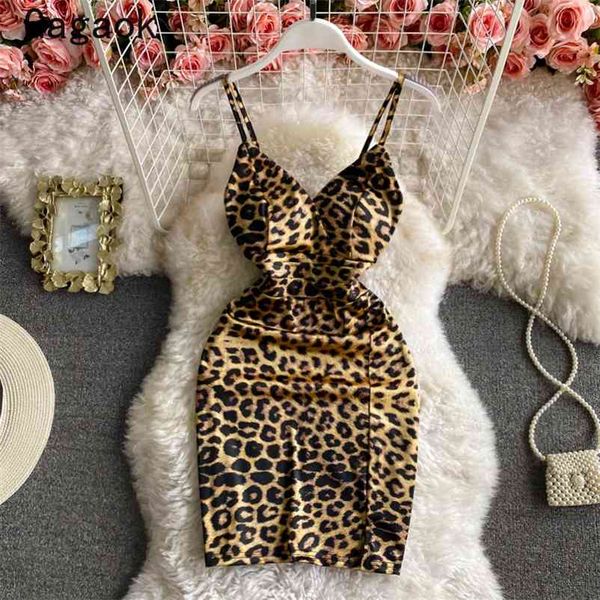 woman dress summer v-neck spaghetti strap leopard club mini bodycon dresses fashion wild vestidos 210531, Black;gray
woman dress summer v-neck spaghetti strap leopard club mini bodycon dresses fashion wild vestidos 210531, Black;gray