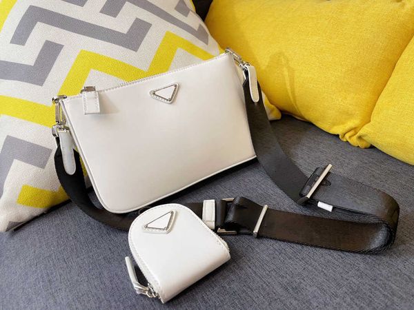 new product series fashion discount shoulder bags cross body bag famous designer high-quality high capacity sumptuous luxury handbag
new product series fashion discount shoulder bags cross body bag famous designer high-quality high capacity sumptuous luxury handbag