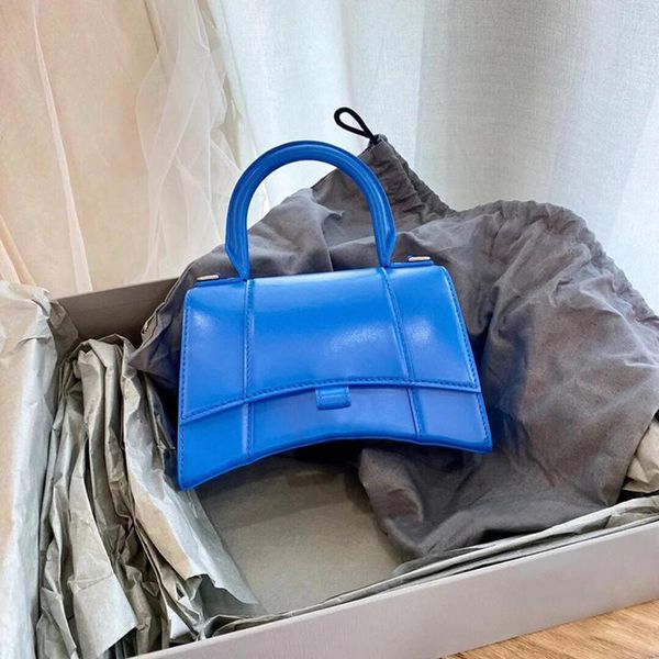 designer handbags shaped b- 2021 hourglass pattern french messenger niche womens crocodile pink balencaiga bag high-grade handbags fhbvi bb
designer handbags shaped b- 2021 hourglass pattern french messenger niche womens crocodile pink balencaiga bag high-grade handbags fhbvi bb