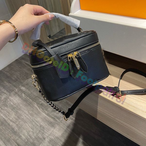 2021 lady cosmetic bags classic cross body handbag vintage women make-up bag leather quality shoulder handbags ladies fashion luxurys design
2021 lady cosmetic bags classic cross body handbag vintage women make-up bag leather quality shoulder handbags ladies fashion luxurys design