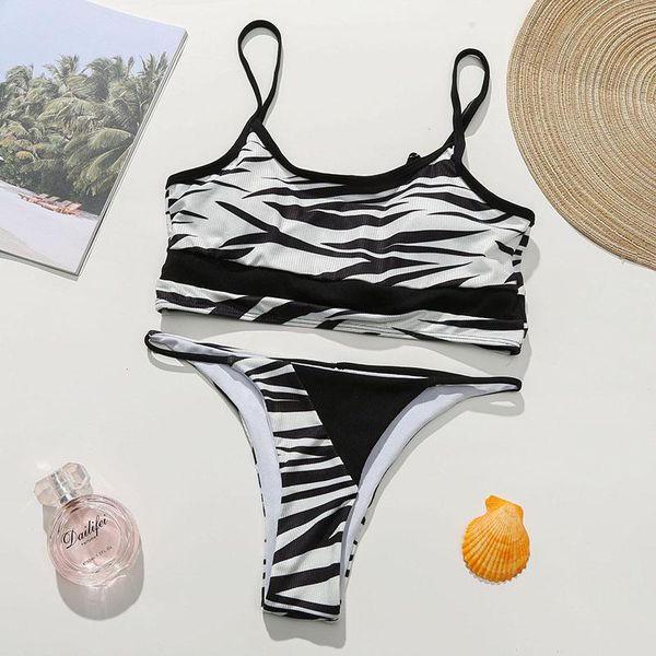 women's swimwear printed color matching thread swimsuit summer fashion split suit ladies bikini beach clothing, White;black
women's swimwear printed color matching thread swimsuit summer fashion split suit ladies bikini beach clothing, White;black