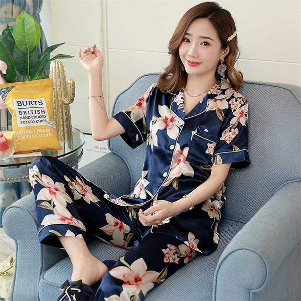 summer womens pajamas set silk satin turn-down collar nightgown sleepwear short sleeve long pant plus size 3xl 4xl 5xl 220108, Red;black
summer womens pajamas set silk satin turn-down collar nightgown sleepwear short sleeve long pant plus size 3xl 4xl 5xl 220108, Red;black