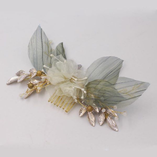 headpieces sweetheart bridal headdress metal branch mesh leaf flower hairpin with comb for wedding perform studio travel prop daily hp055, Silver
headpieces sweetheart bridal headdress metal branch mesh leaf flower hairpin with comb for wedding perform studio travel prop daily hp055, Silver