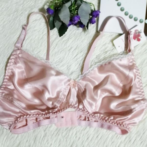 bras women soft silk satin bra comfortable underwear wireless lace bralette 3/4 cup intimate lingerie thin seamless, Red;black
bras women soft silk satin bra comfortable underwear wireless lace bralette 3/4 cup intimate lingerie thin seamless, Red;black