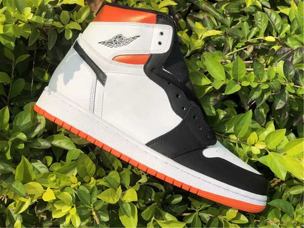 2021 release high og 1s electro orange basketball shoes black-white-orange women men chaussures trainers sneakers sports shoe with boxjdgd
2021 release high og 1s electro orange basketball shoes black-white-orange women men chaussures trainers sneakers sports shoe with boxjdgd