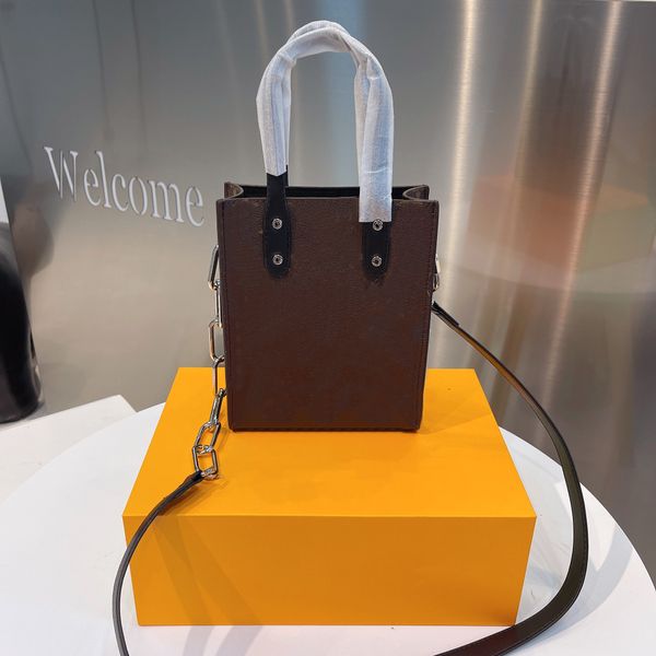designer bag crossbody totes bags leather high-capacity handbags evening party satchels business occasions 2 colors with exquisite packaging
designer bag crossbody totes bags leather high-capacity handbags evening party satchels business occasions 2 colors with exquisite packaging