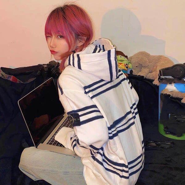 hooded sweatshirt sweater striped embroidery street fashion sup2 1fw joint couple and rapper hip-hop men's ladies pullover warm loose c, Black
hooded sweatshirt sweater striped embroidery street fashion sup2 1fw joint couple and rapper hip-hop men's ladies pullover warm loose c, Black