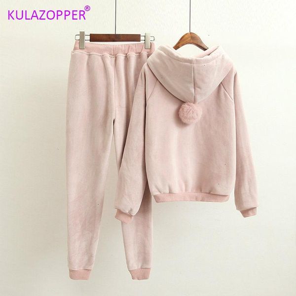 two piece dress brand velvet tracksuit set for women 2-piece velor hoodie with letters and pants embroidery zh175, White
two piece dress brand velvet tracksuit set for women 2-piece velor hoodie with letters and pants embroidery zh175, White
