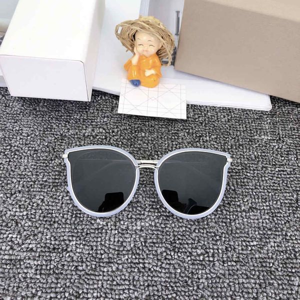 classic round sunglasses fashion trend uv400 eyewear metal gold frame sun glasses women mirror 2021 new sunglasse polaroid glass lens, White;black
classic round sunglasses fashion trend uv400 eyewear metal gold frame sun glasses women mirror 2021 new sunglasse polaroid glass lens, White;black