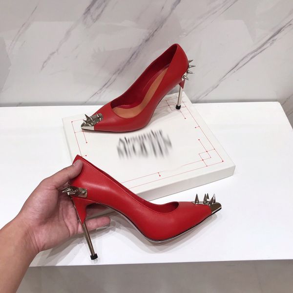 2021 good quality fashion women luxurys designers shoes designer sandals womens luxury high heels sandal dress shoess with box size 35-41 -h, Black
2021 good quality fashion women luxurys designers shoes designer sandals womens luxury high heels sandal dress shoess with box size 35-41 -h, Black