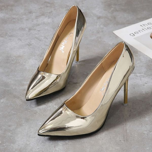 large high heels women's casual bright face sho pointed thin shallow mouth single to set feet size 43, Black
large high heels women's casual bright face sho pointed thin shallow mouth single to set feet size 43, Black