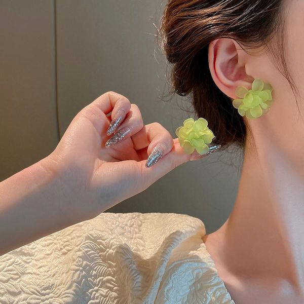 stud trend flowers earrings personality korean jewelry cute flower small for women 2021 fashion sweet earring, Golden;silver
stud trend flowers earrings personality korean jewelry cute flower small for women 2021 fashion sweet earring, Golden;silver