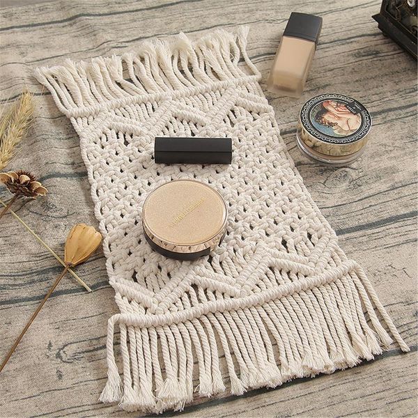 creative nordic table flag hand-knitted cloth placemats woven dinning mat with tassel non-slip decoration kitchen supplies mats & pads
creative nordic table flag hand-knitted cloth placemats woven dinning mat with tassel non-slip decoration kitchen supplies mats & pads