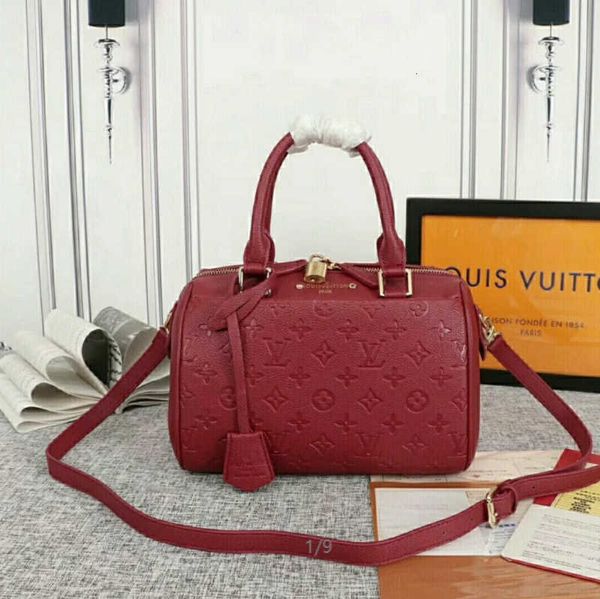 cross brand designer luxury evening ale#m40421 m40431 handbag body shoulder bag handbags clutches iconic handles bag shoulder bags totes
cross brand designer luxury evening ale#m40421 m40431 handbag body shoulder bag handbags clutches iconic handles bag shoulder bags totes