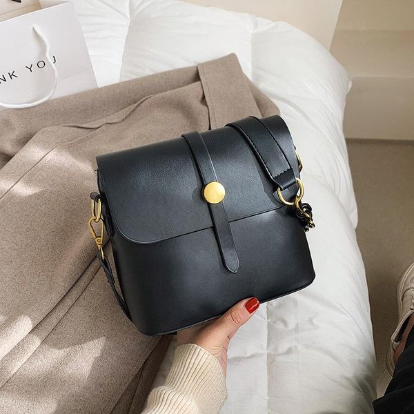 women's bag 2021 early spring bucket fashion simple one shoulder messenger net red bags
women's bag 2021 early spring bucket fashion simple one shoulder messenger net red bags