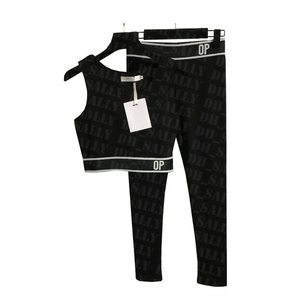 spring summer sports outfit women breathable yoga outfits designer sport highly elastic running leggings, White;red
spring summer sports outfit women breathable yoga outfits designer sport highly elastic running leggings, White;red