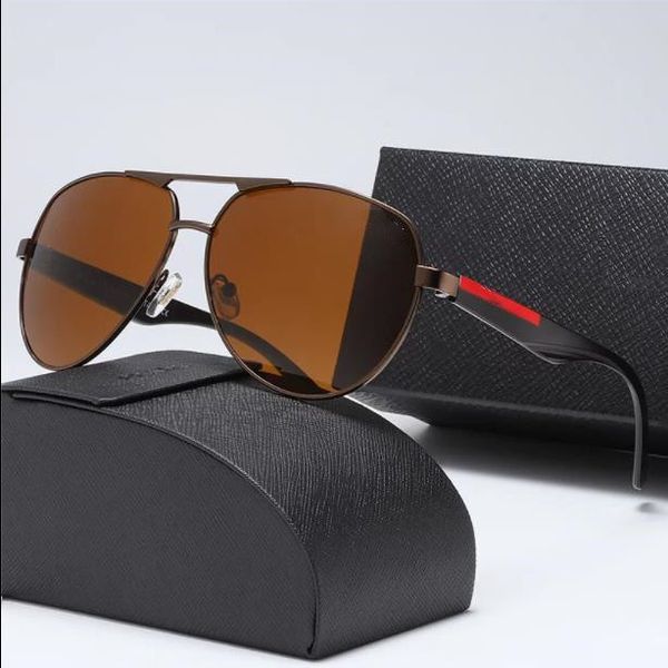 luxury designer men's and women's personalized sunglasses european american fashion retro trend reflective glasses with box, White;black
luxury designer men's and women's personalized sunglasses european american fashion retro trend reflective glasses with box, White;black