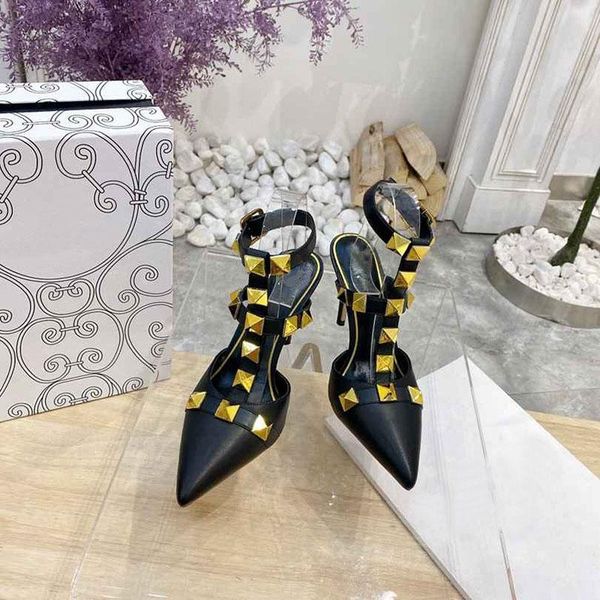 dress shoes 2021 leather rivet pointed stiletto high heels summer wear fashionable net red wild ins trend single, Black
dress shoes 2021 leather rivet pointed stiletto high heels summer wear fashionable net red wild ins trend single, Black
