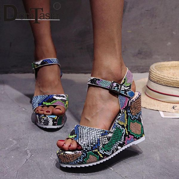 ladies colorful animal print sandals 2021 summer platform women fashion party high wedges shoes woman, Black
ladies colorful animal print sandals 2021 summer platform women fashion party high wedges shoes woman, Black