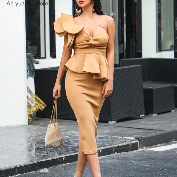 casual dresses ah yuan 2021 summer wine red one-shoulder halter dress female elegant ruffled calf length club party, Black;gray
casual dresses ah yuan 2021 summer wine red one-shoulder halter dress female elegant ruffled calf length club party, Black;gray