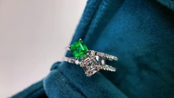 cluster rings guild jy colombia solid 18k white gold nature green emerald 0.47ct for women birthday's presents fine jewelry, Golden;silver
cluster rings guild jy colombia solid 18k white gold nature green emerald 0.47ct for women birthday's presents fine jewelry, Golden;silver