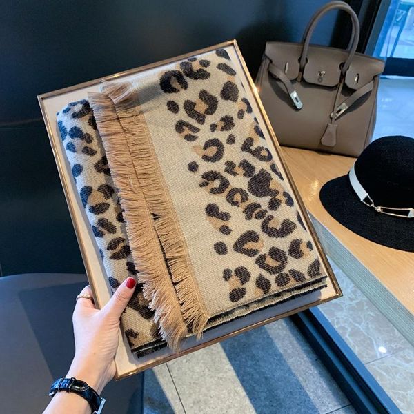 scarves 2021koreanfashion cashmere like women's scarf fashion thickened warm shawl double sided leopard print fringed, Blue;gray
scarves 2021koreanfashion cashmere like women's scarf fashion thickened warm shawl double sided leopard print fringed, Blue;gray